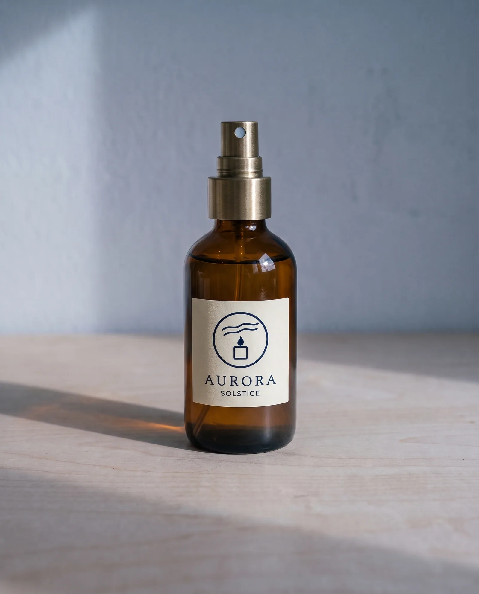 Solstice Room Mist 100 ml — Amber, clove, smoked vanilla · for rooms and linens