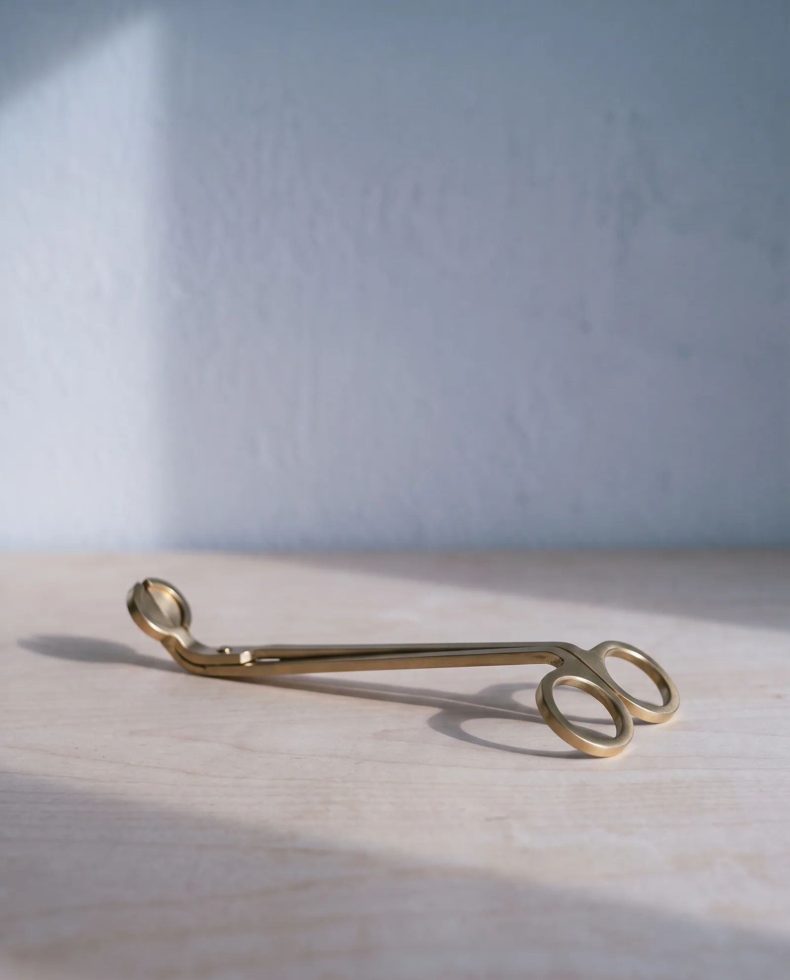 Wick Trimmer — Brushed brass · angled head